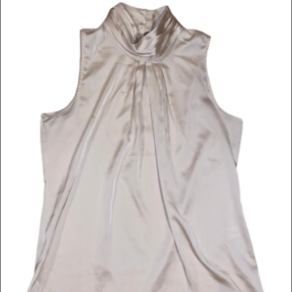 New York & Company Sleeveless Flowy Blouse
